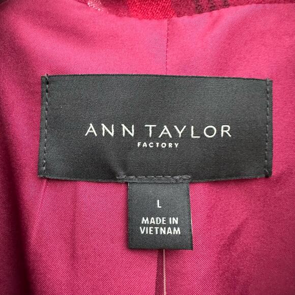 Ann Taylor Factory Trench Coat Jacket Plaid Red NWT Size Large - Picture 7 of 9